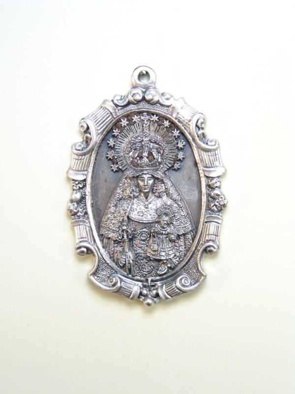 MEDALLAS RELIGIOSAS IMÁGENES RELIEVE "VIRGEN DEL CARMEN ORLA CLÁSICA 70 MM"
