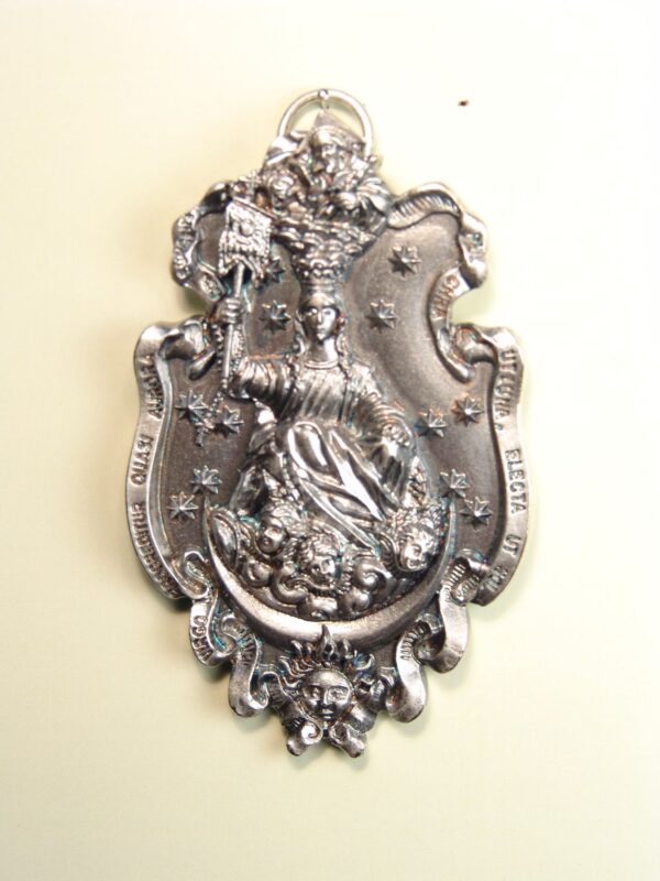 MEDALLAS RELIGIOSAS IMÁGENES RELIEVE "VIRGEN DE LA AURORA 80 MM"