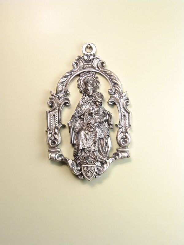 MEDALLAS RELIGIOSAS IMÁGENES RELIEVE "VIRGEN DEL CARMEN PATRONA DEL MAR 65 MM"