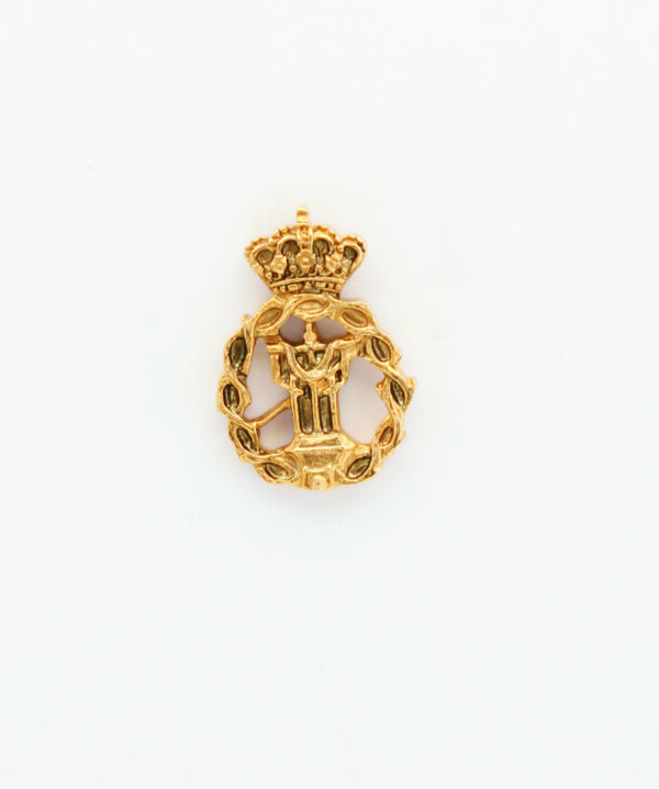 INSIGNIAS RELIGIOSAS HERALDICA RELIEVE "SANTA CRUZ CON SUDARIO ORLADO DE CORONA DE ESPINAS  24 MM ALTURA"