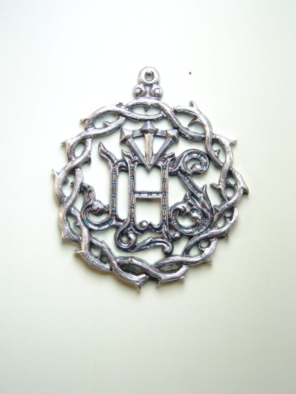 MEDALLAS RELIGIOSAS HERÁLDICAS RELIEVE "NOMBRE DE JESUS CALADO CON CORONA CON CLAVOS Y CORONA  DE ESPINAS 60 MM"