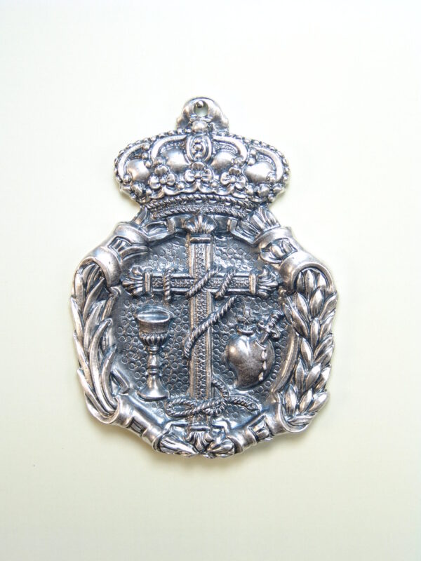 MEDALLAS RELIGIOSAS HERÁLDICAS RELIEVE "CRUZ LATINA ATADA CON CALIZ Y SDO CORAZON DE DOLOR 75 MM"
