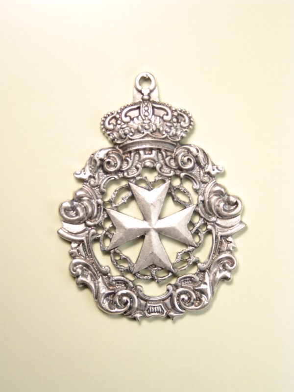 MEDALLAS RELIGIOSAS HERÁLDICAS RELIEVE "CRUZ DE MALTA CON CORONA DE ESPINA Y ORLA BARROCA 70 MM"
