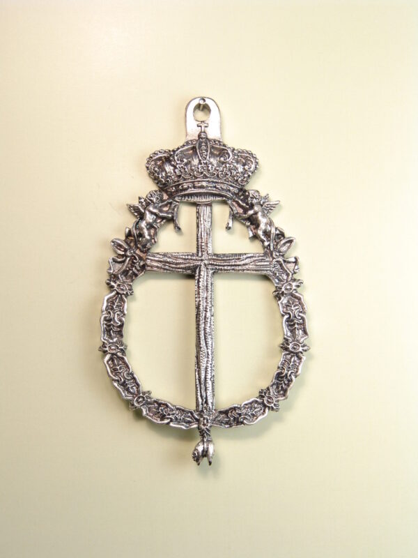 MEDALLAS RELIGIOSAS HERÁLDICAS RELIEVE "CRUZ LATINA ARBOLEA CON TOISON REAL 75 MM"