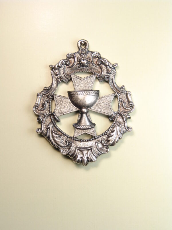 MEDALLAS RELIGIOSAS HERÁLDICAS RELIEVE "CRUZ DE MALTA CON CÁLIZ  Y ORLA PROPIA 65 MM"