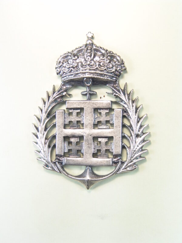 MEDALLAS RELIGIOSAS HERÁLDICAS RELIEVE "SANTA CRUZ DE JERUSALEN SOBRE ANCLA MARINERA Y ORLAS DE PALMAS TIMBRADO DE CORONA REAL 70 MM"