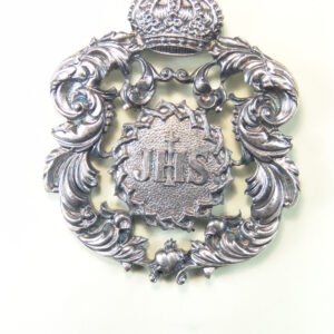 MEDALLAS RELIGIOSAS HERÁLDICAS RELIEVE "JESUS HOMBRE SALVADOR ORLADO CON OJA DE ACANTO Y TIMBRADAD DE CORONA 75 MM"