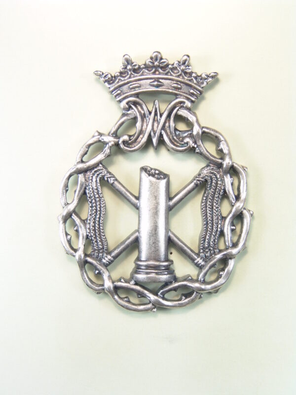 MEDALLAS RELIGIOSAS HERÁLDICAS RELIEVE "COLUMNA DE AZOTES CON FLAGELOS CON ORLA DE CORONA DE ESPINAS TIMBRADO POR AVE MARIA CORONADAD DE DUCAL 70 MM"