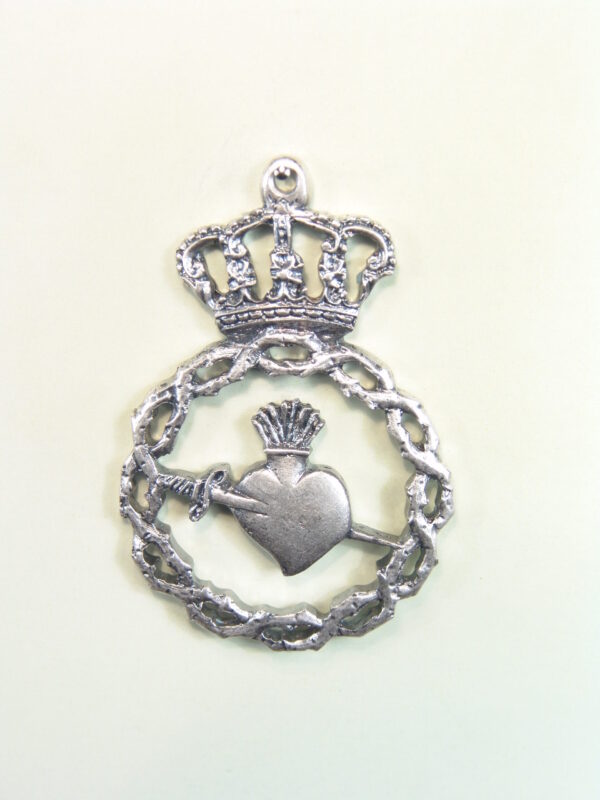 MEDALLAS RELIGIOSAS HERÁLDICAS RELIEVE "CORAZON ATRAVESADO POR UN PUÑAL DE DOLOR SOBRE CORONA DE ESPINAS CORONADA 50 MM"